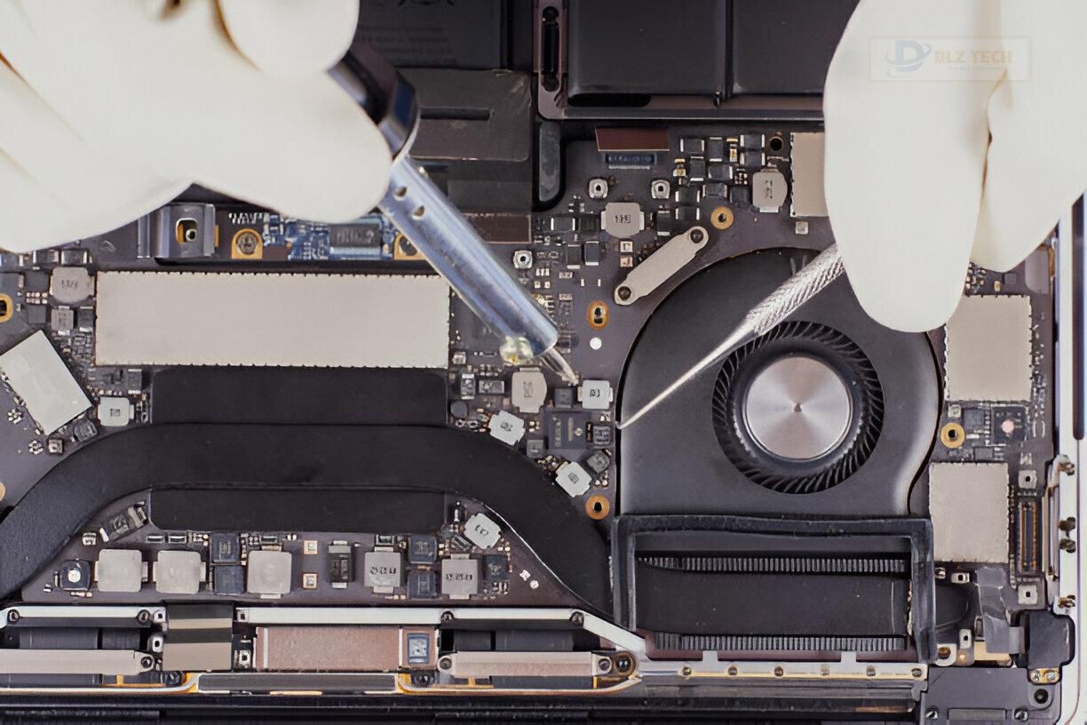 Dlz Tech có các dịch vụ vệ sinh Laptop loại nào?