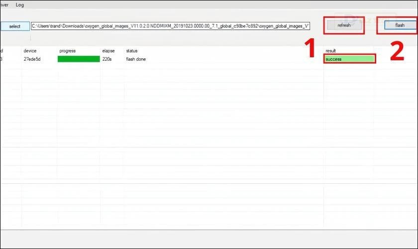 Chọn Flash để máy tính bắt đầu quá trình nạp ROM vào điện thoại