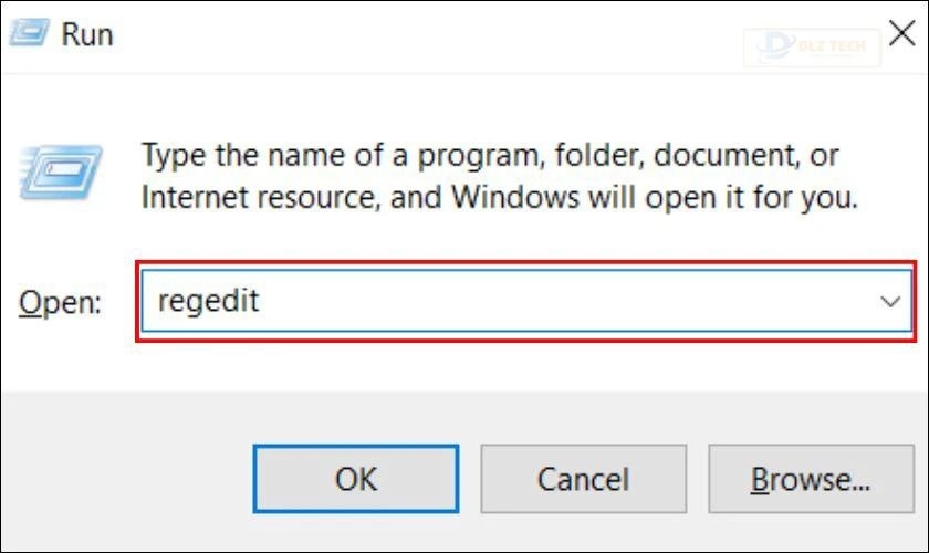 Nhấn tổ hợp phím Windows + R, nhập dòng chữ regedit và nhấn Enter