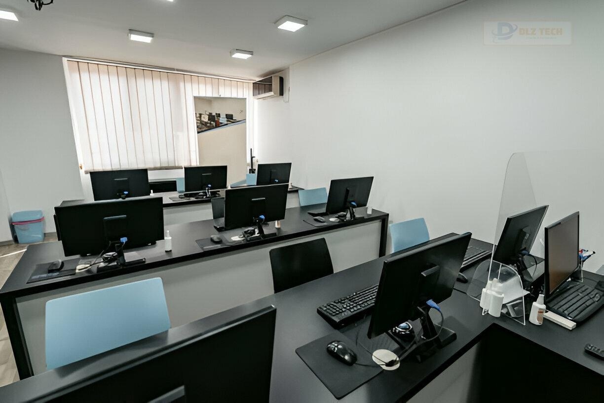 Vì sao bạn nên sửa màng loa laptop bị rách?