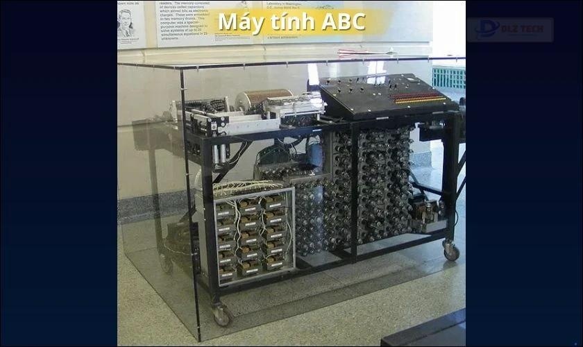 Từ năm 1930 - Ra đời máy tính điện tử đầu tiên