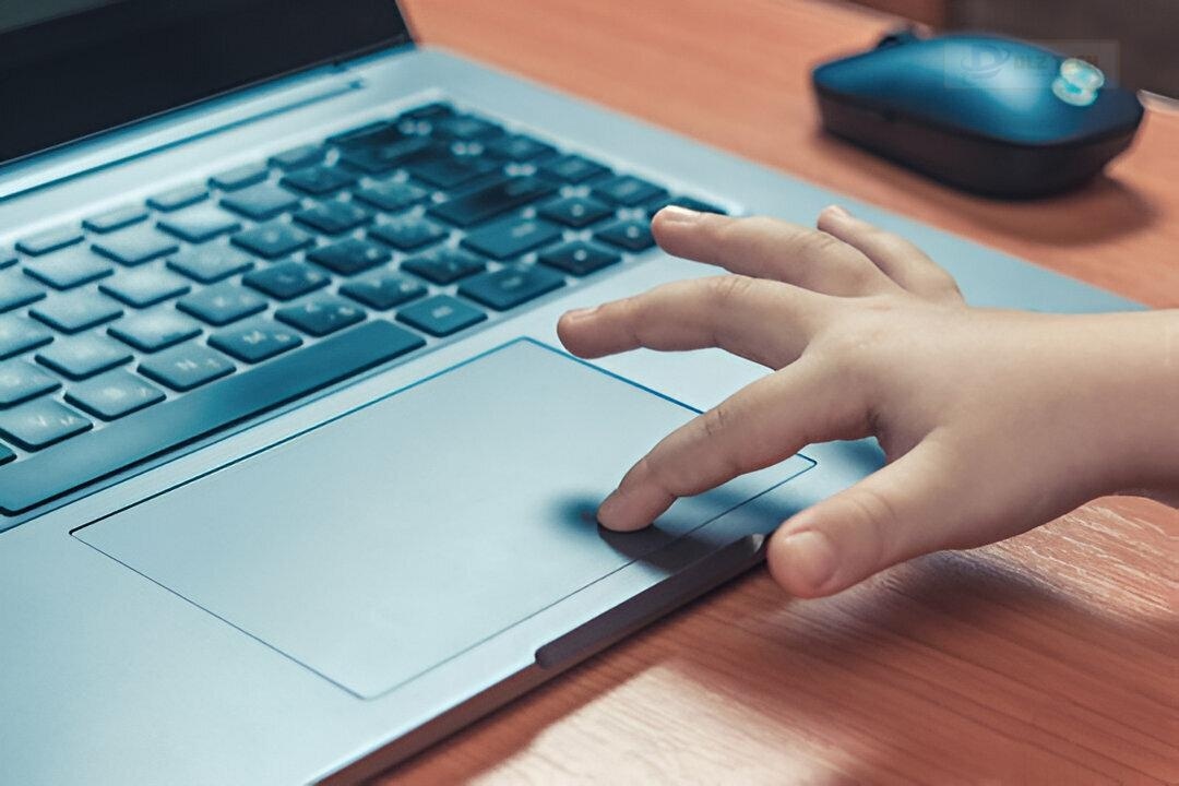 Dlz Tech - Địa chỉ vệ sinh laptop chuyên nghiệp