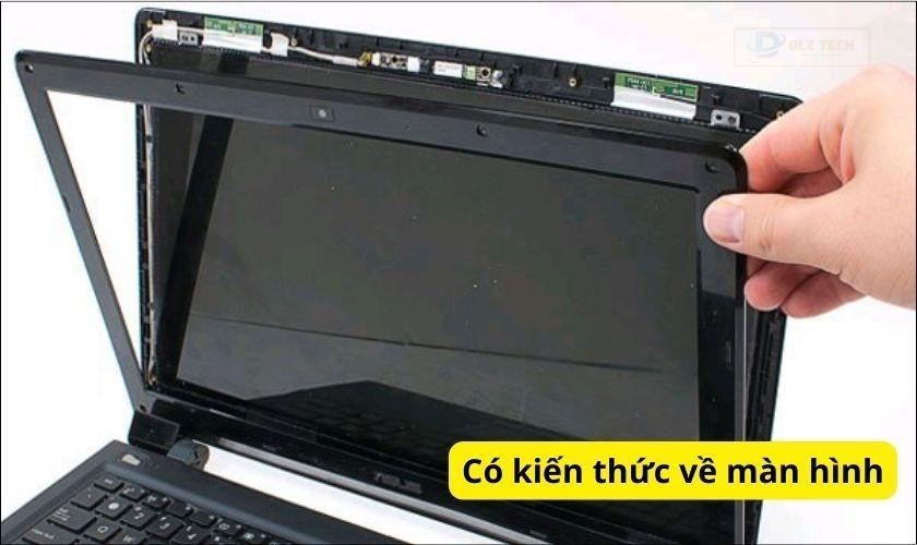Lưu ý để thay màn hình mới cho laptop