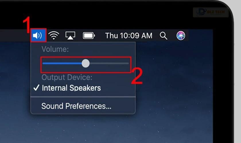 Bấm vào biểu tượng hình chiếc loa trên MacBook