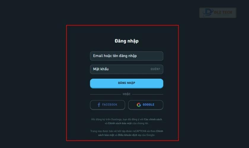 Nhấn vào nút Đăng nhập (Log in) ở góc phải màn hình