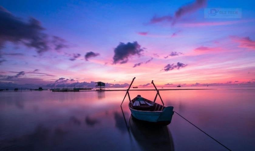 Đỉnh núi phủ tuyết trắng