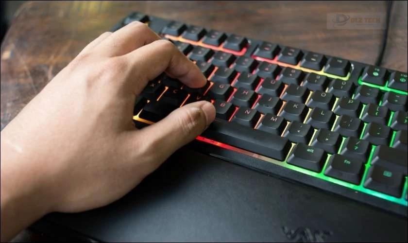 Những điều cần lưu ý khi sử dụng bàn phím rời cho laptop