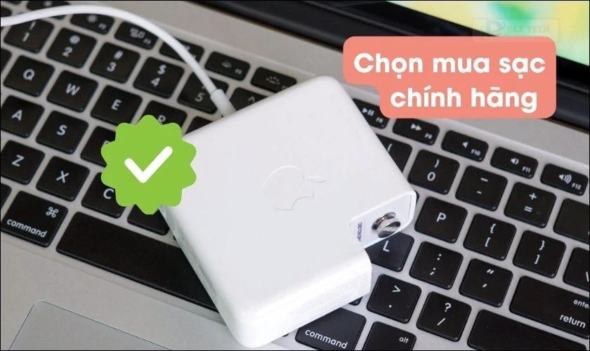 Những lưu ý khi sạc pin Macbook