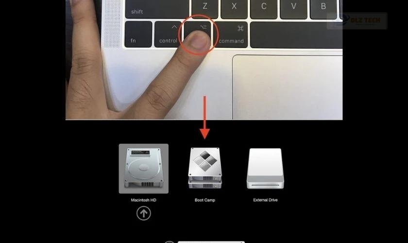 Giữ phím Option để vào chế độ chọn phân vùng khởi động