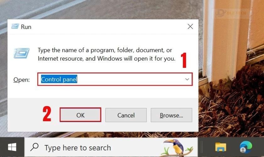 Nhập Control Panel và nhấn OK