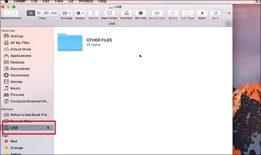 Cách tải hình ảnh từ máy tính vào USB đối với MacBook