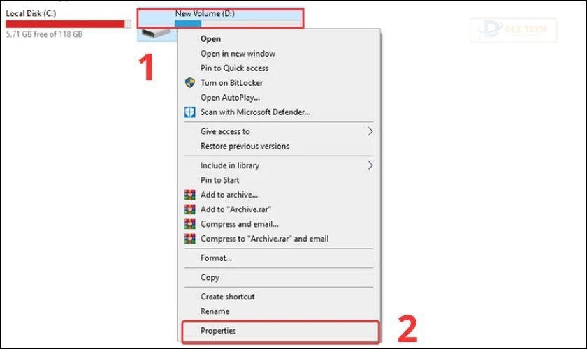 Nhấp chuột phải vào ổ đĩa cứng bạn muốn kiểm tra và chọn Properties
