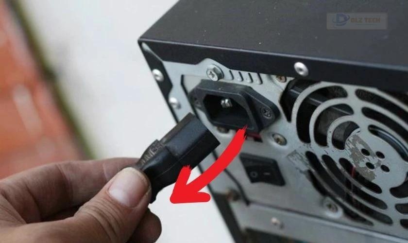 Hướng dẫn cách tháo RAM trên PC