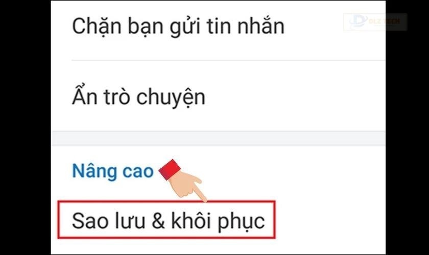 Bấm chọn vào mục Sao lưu và khôi phục tin nhắn