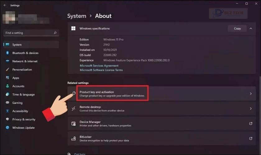 Click vào dòng Product key and activation