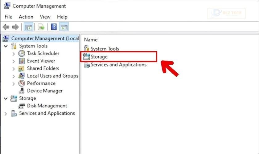 Xuất hiện hộp thoại Computer Management, bạn bấm chọn mục Storage