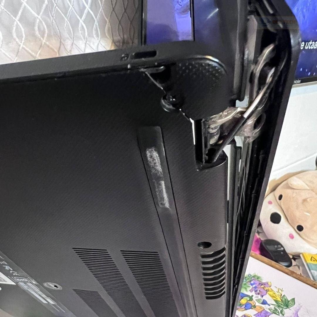 Sửa lỗi bàn phím Macbook bị nhảy chữ tại Dlz Tech