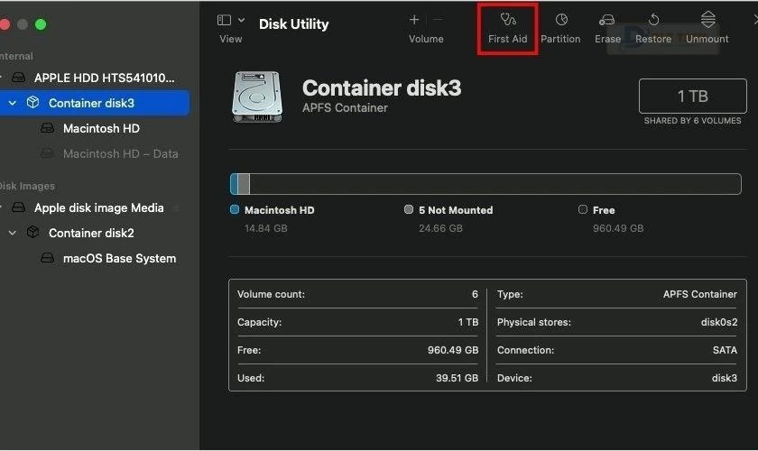 Chọn ổ đĩa bạn muốn khôi phục và nhấn First Aid