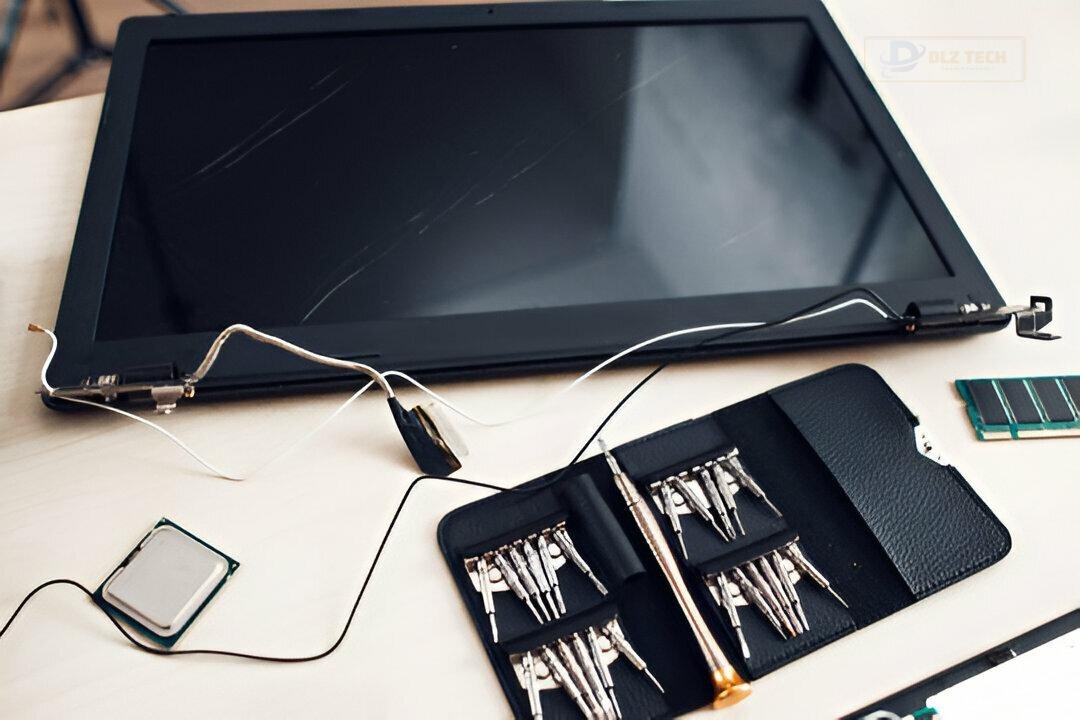 Màn hình laptop bị lỗi chảy mực