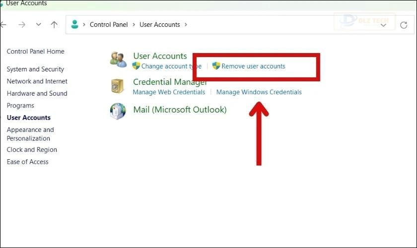 Chọn Remove user accounts để xóa tài khoản Microsoft trên Windows