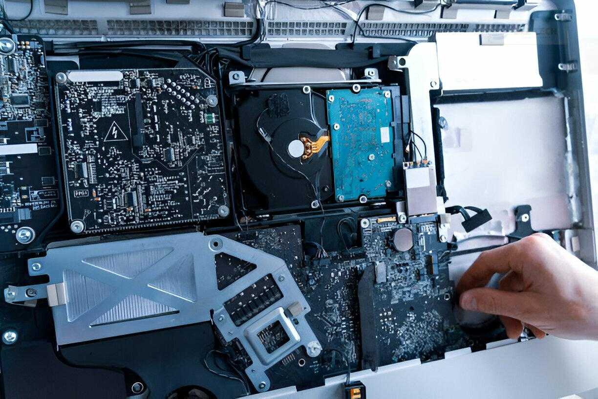 Tại sao nên chọn sửa chữa MacBook quận 1 tại Dlz Tech