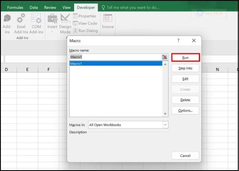 nhấn vào run để chạy macro trong excel