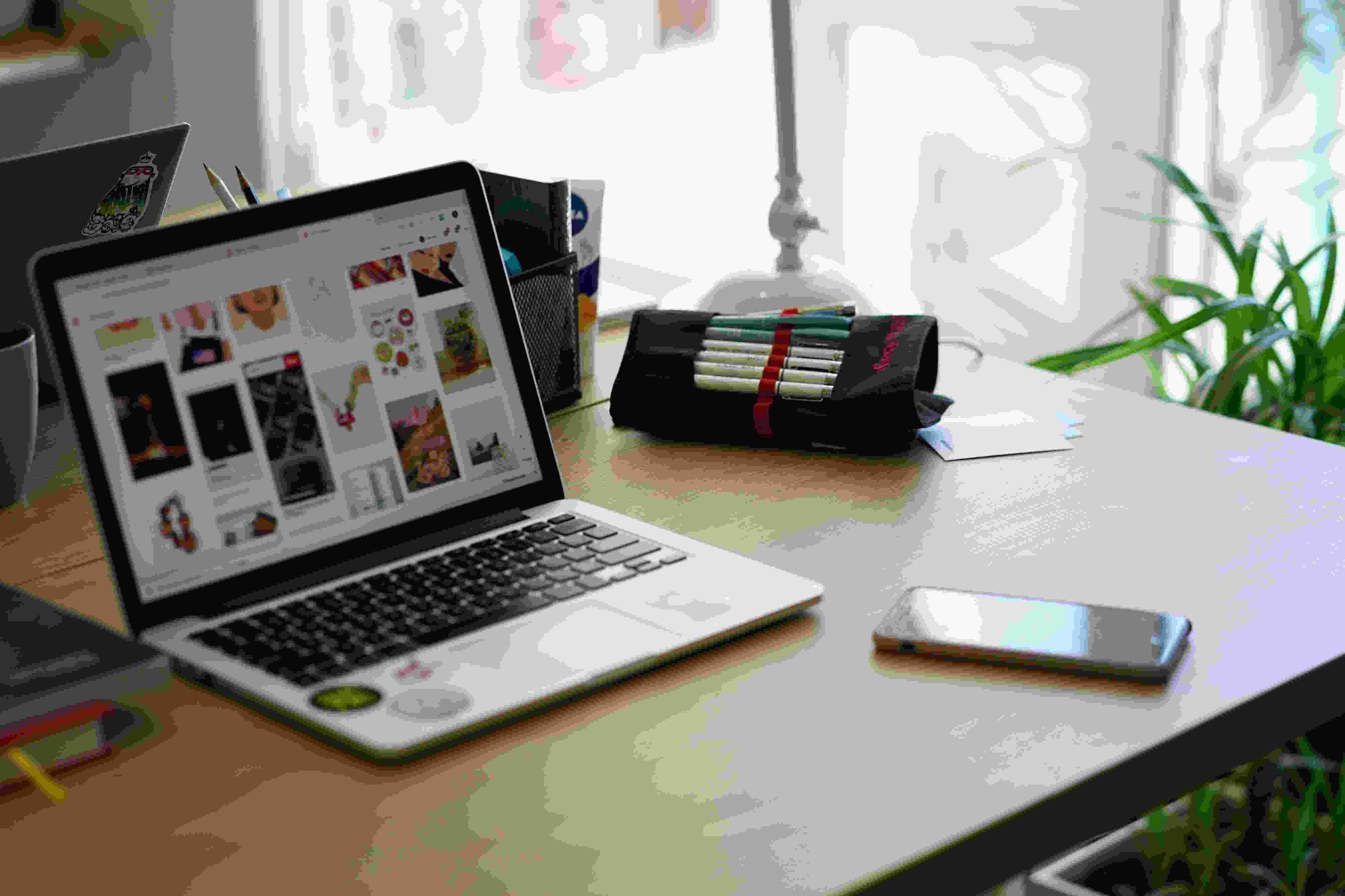 Mẹo chọn điểm bán laptop chất lượng tốt, giá rẻ