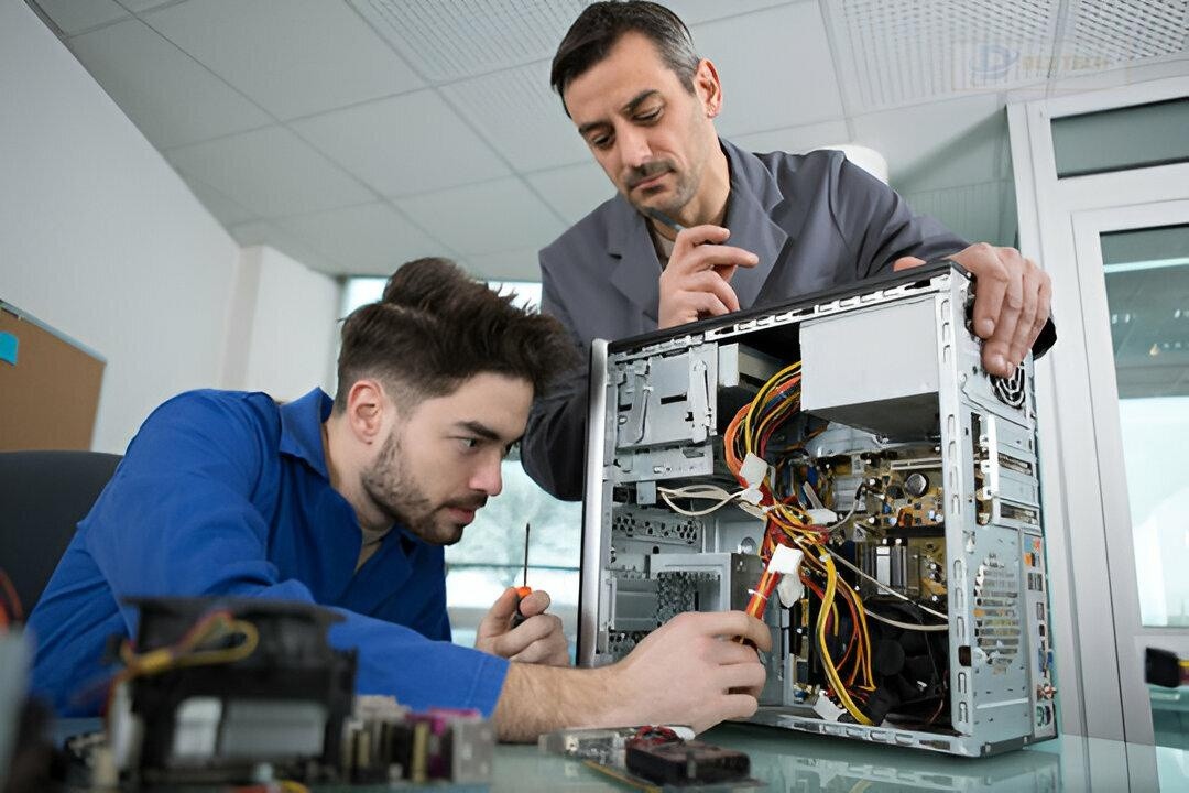 Laptop cũ chất lượng tại Dlz Tech