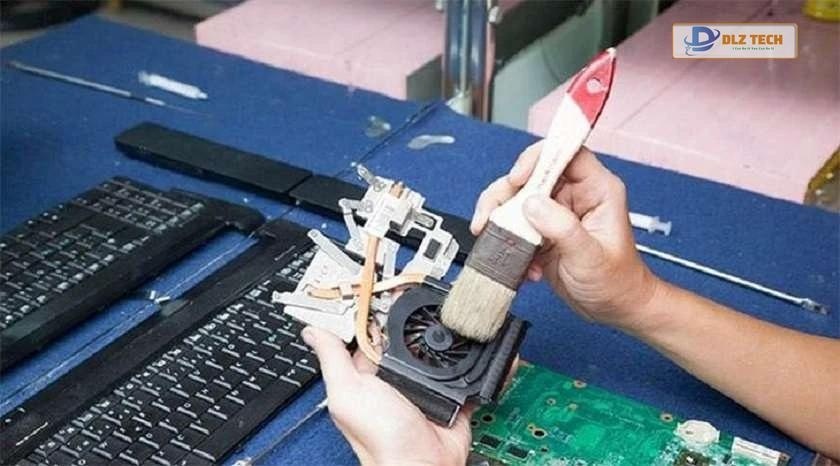 Vệ sinh định kỳ cho Macbook