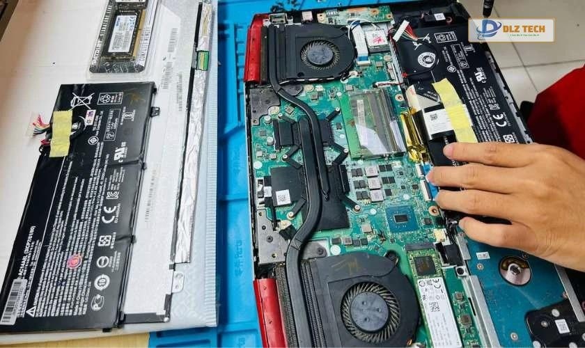 Trung tâm sửa chữa laptop, máy tính