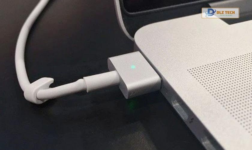 Hướng dẫn sạc pin Macbook đúng cách để đảm bảo tuổi thọ tốt nhất