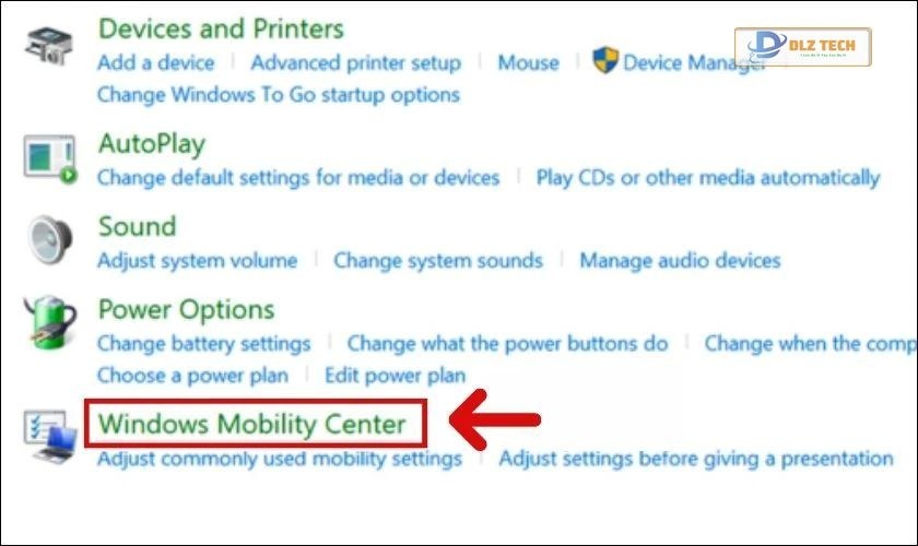 Nhấn chọn Hardware and Sound và click chuột vào Windows Mobility Center