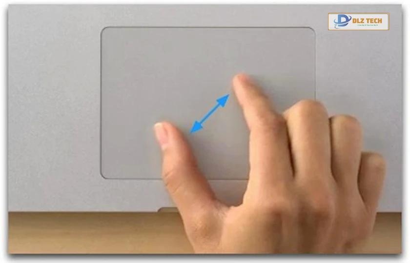 cách sử dụng touchpad trên macbook với zoom in, zoom out