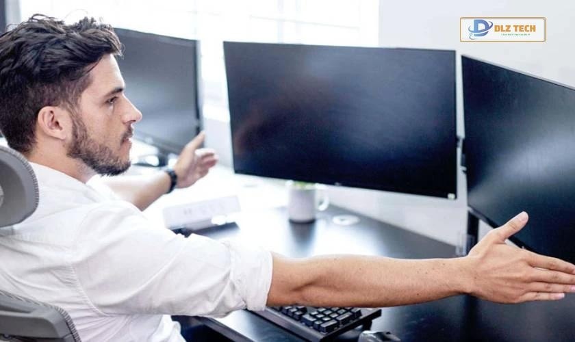 Test màn hình laptop bằng mắt thường