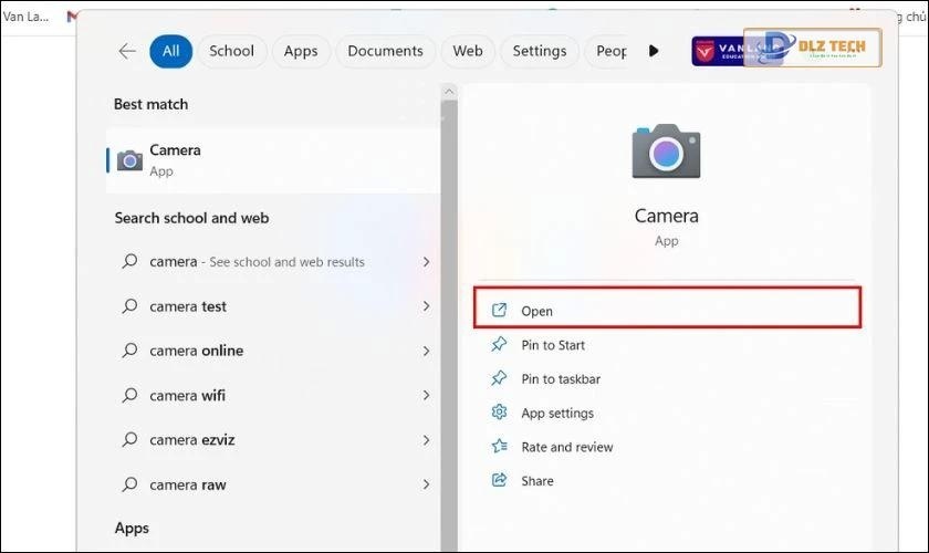Bạn chọn Open để mở camera trên máy tính