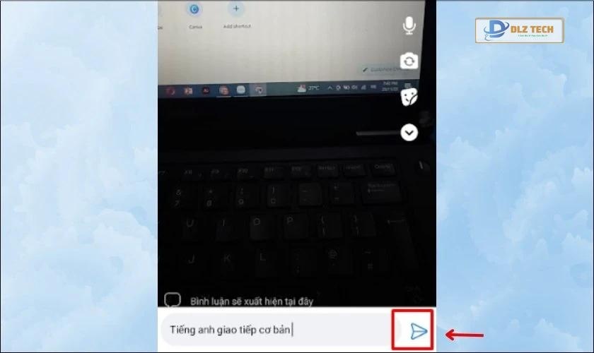 Bấm mũi tên bên góc phải để đăng bình luận