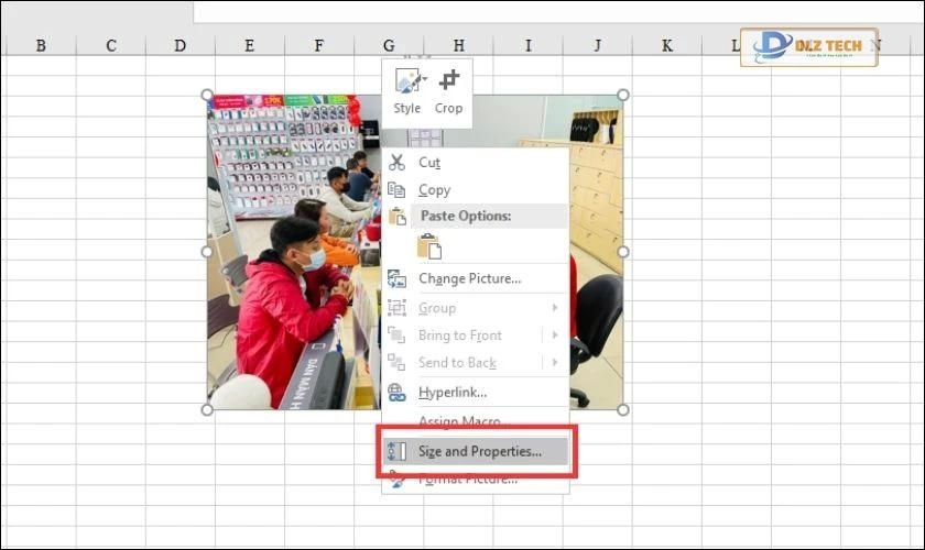 Chỉnh sửa kích thước hình ảnh đã chèn để vừa với ô