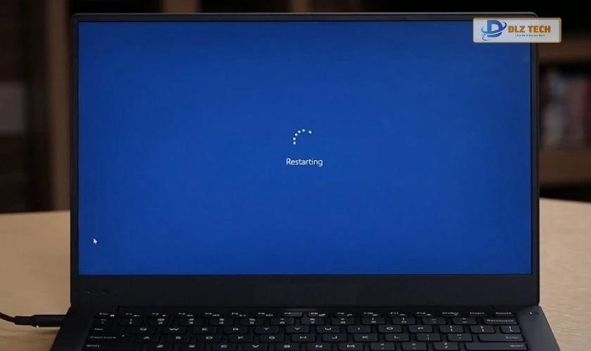 Khởi động lại máy tính