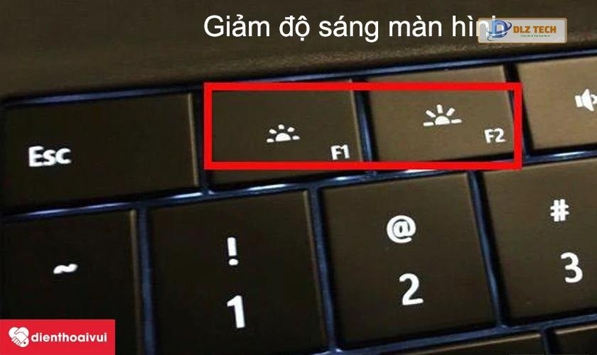 Thay đổi cài đặt hiển thị để tiết kiệm pin cho laptop