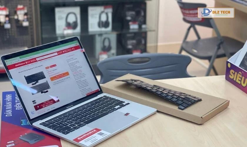 Sửa lỗi bàn phím MacBook không gõ được nhanh chóng tại Dlz Tech