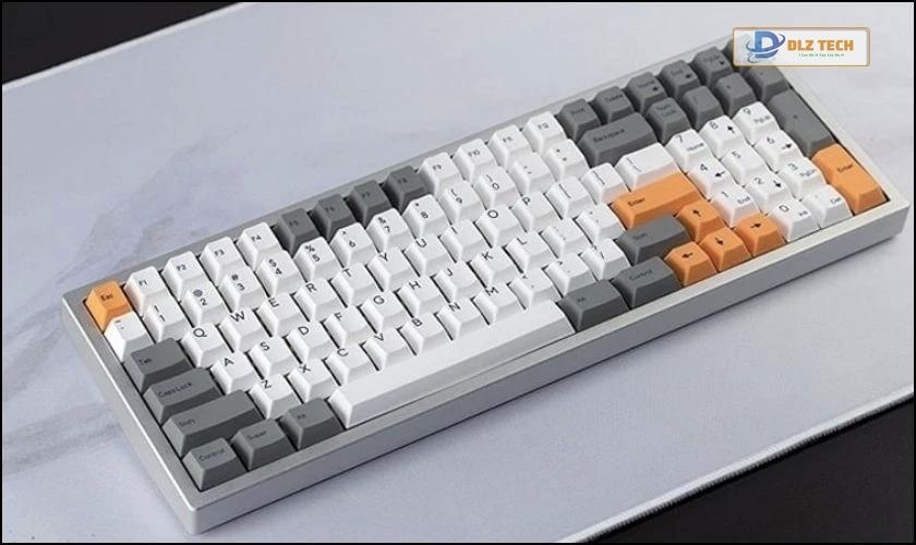 Nguyên lý hoạt động của bàn phím máy tính là gì?