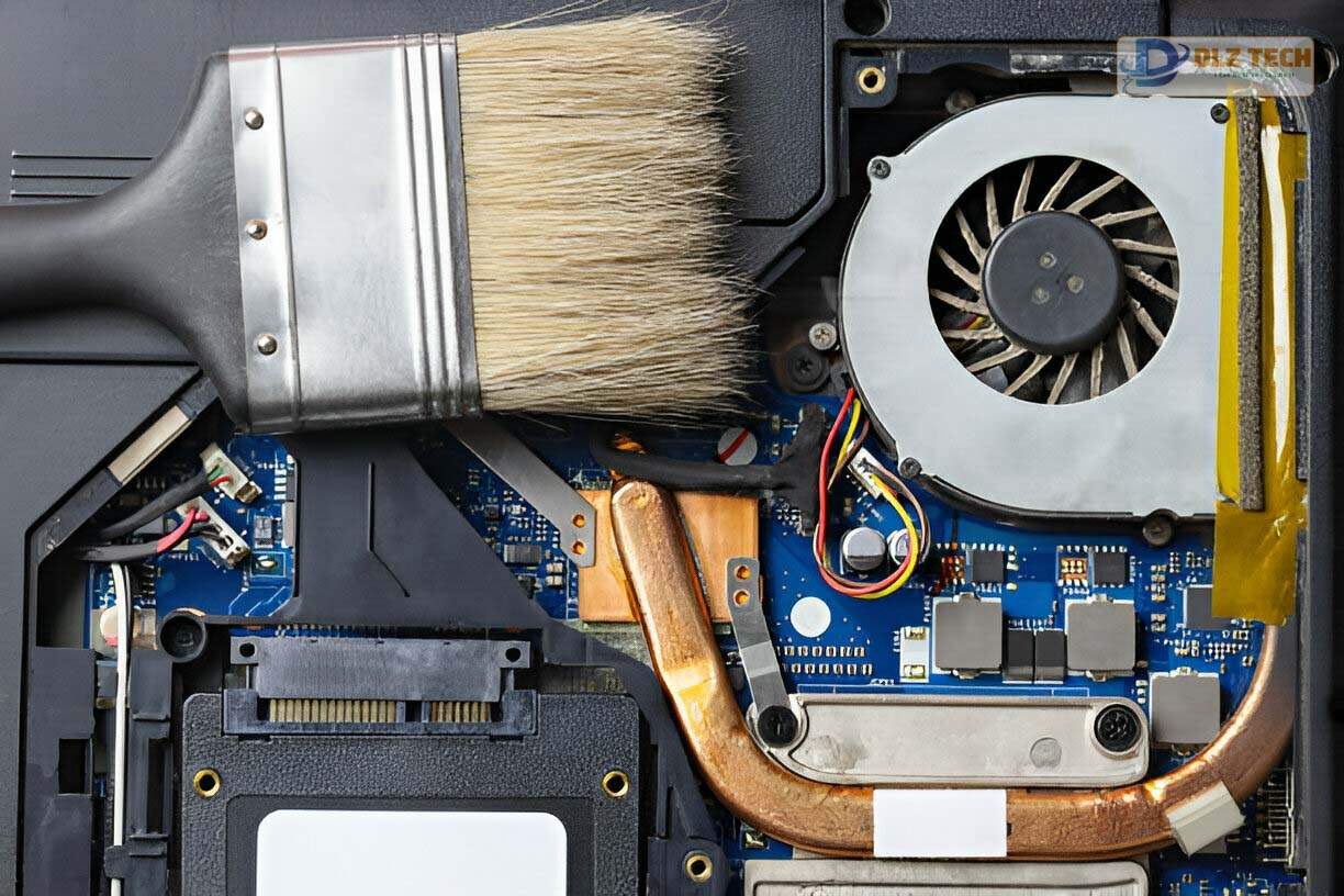 Vệ sinh laptop tại nhà Dĩ An giúp tiết kiệm thời gian