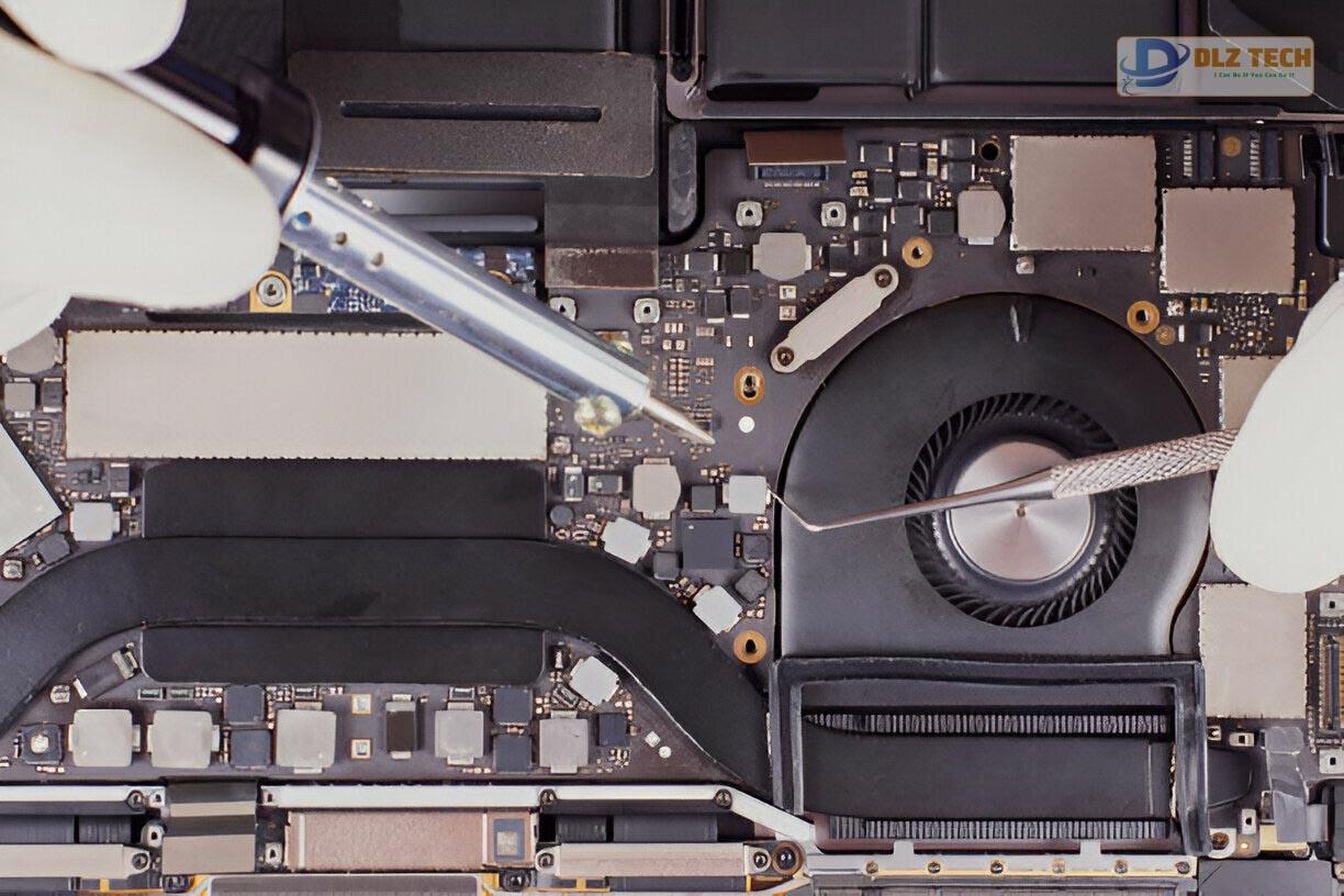 dịch vụ vệ sinh laptop tận nơi