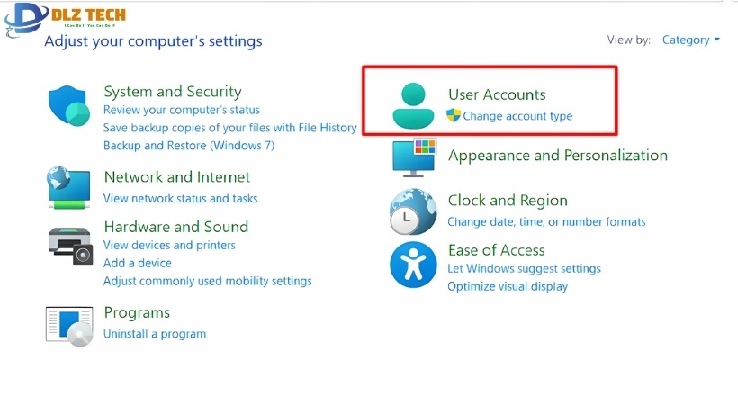 Tại giao diện Control Panel, click vào mục User Accounts