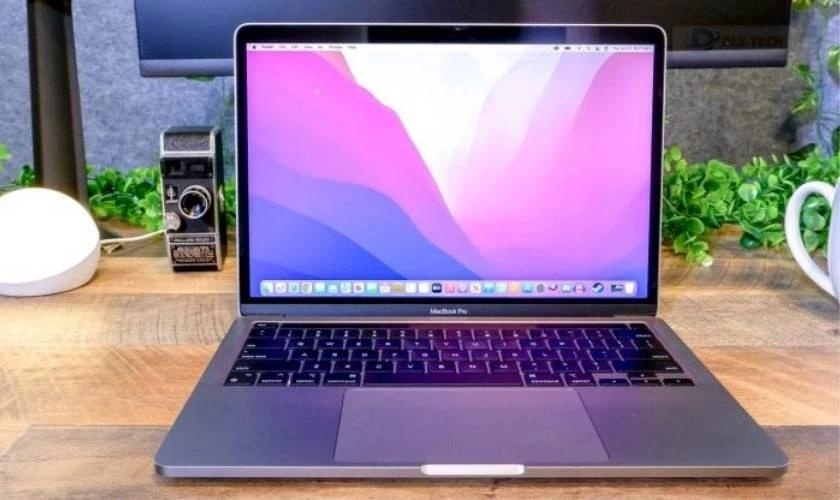 Apple MacBook Pro M2 2022