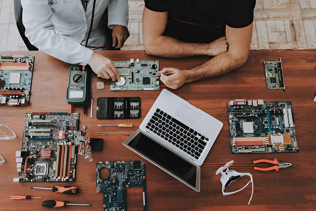 Khi nào cần tìm địa chỉ vệ sinh laptop 