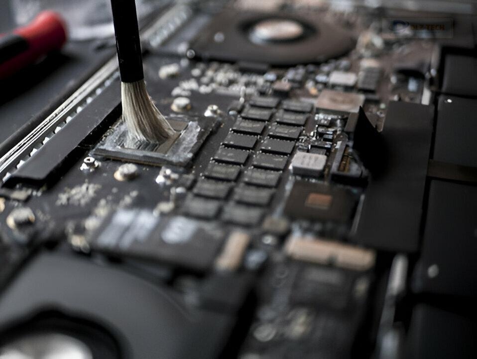 Vệ sinh laptop quận Tân Phú ở đâu uy tín và chất lượng?