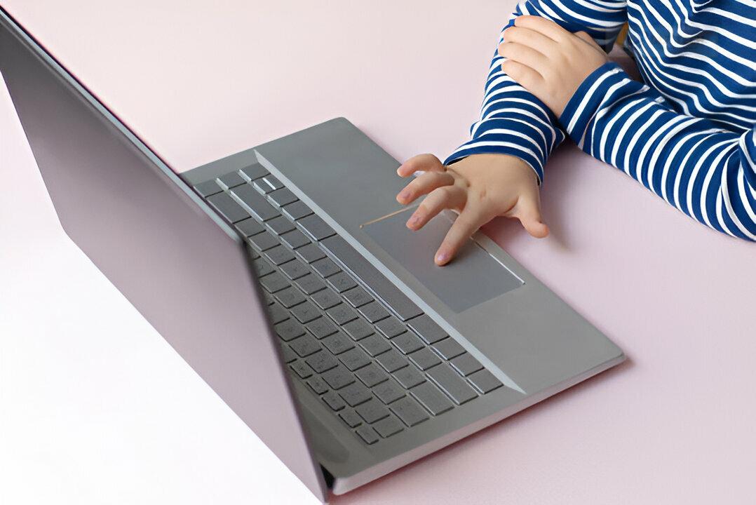 Lý do lựa chọn laptop cũ tại Dlz Tech