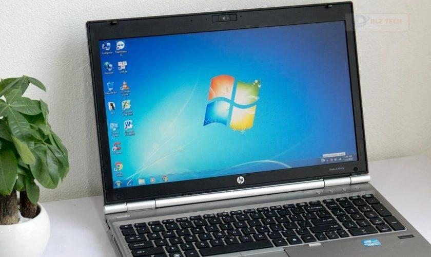 Biểu hiện cho thấy laptop lên màn hình nhưng không chạy