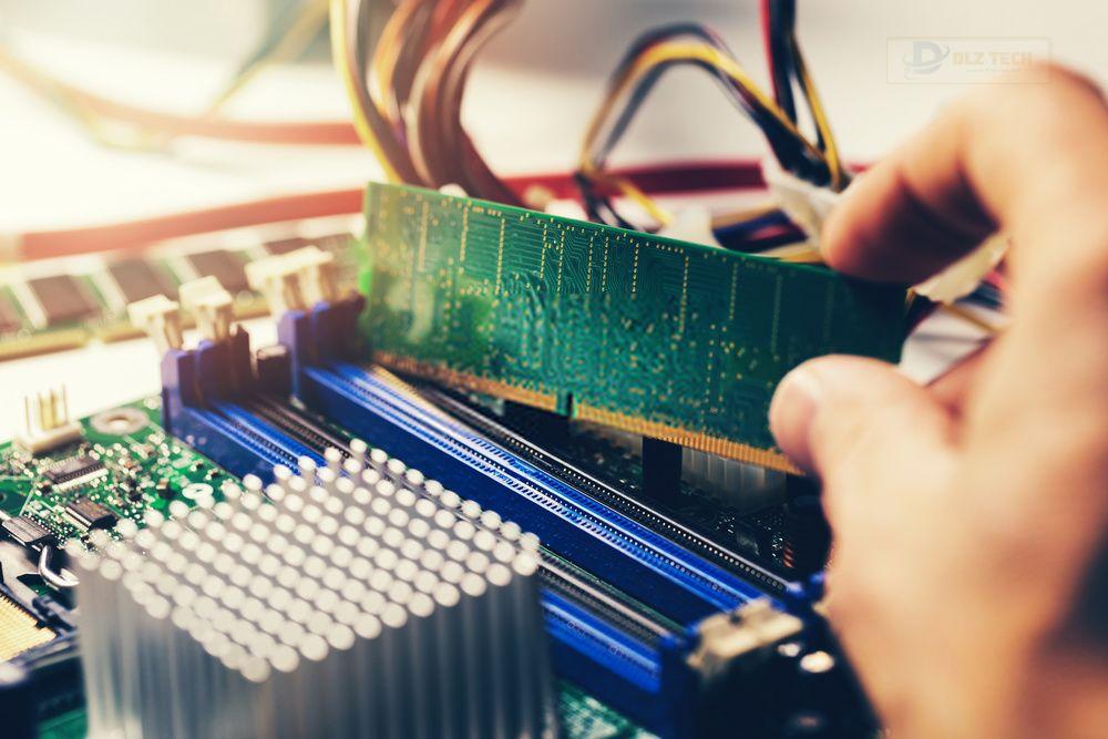 Đem đến trung tâm sửa chữa laptop uy tín kiểm tra lỗi RAM